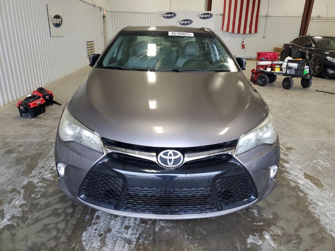 2015 Toyota Camry Le - Фото 5