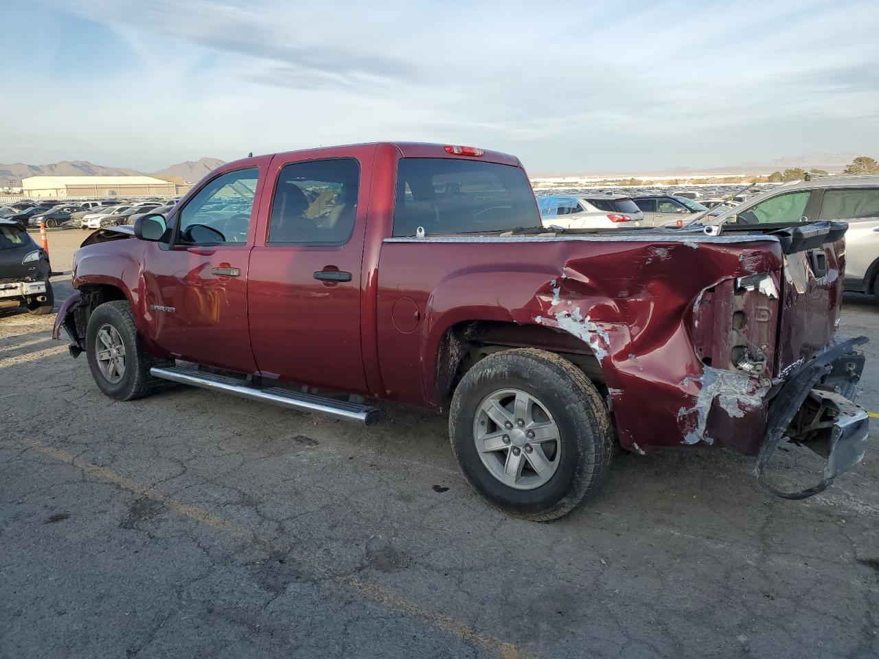 2013 GMC Sierra K1500 Sle - Image 2