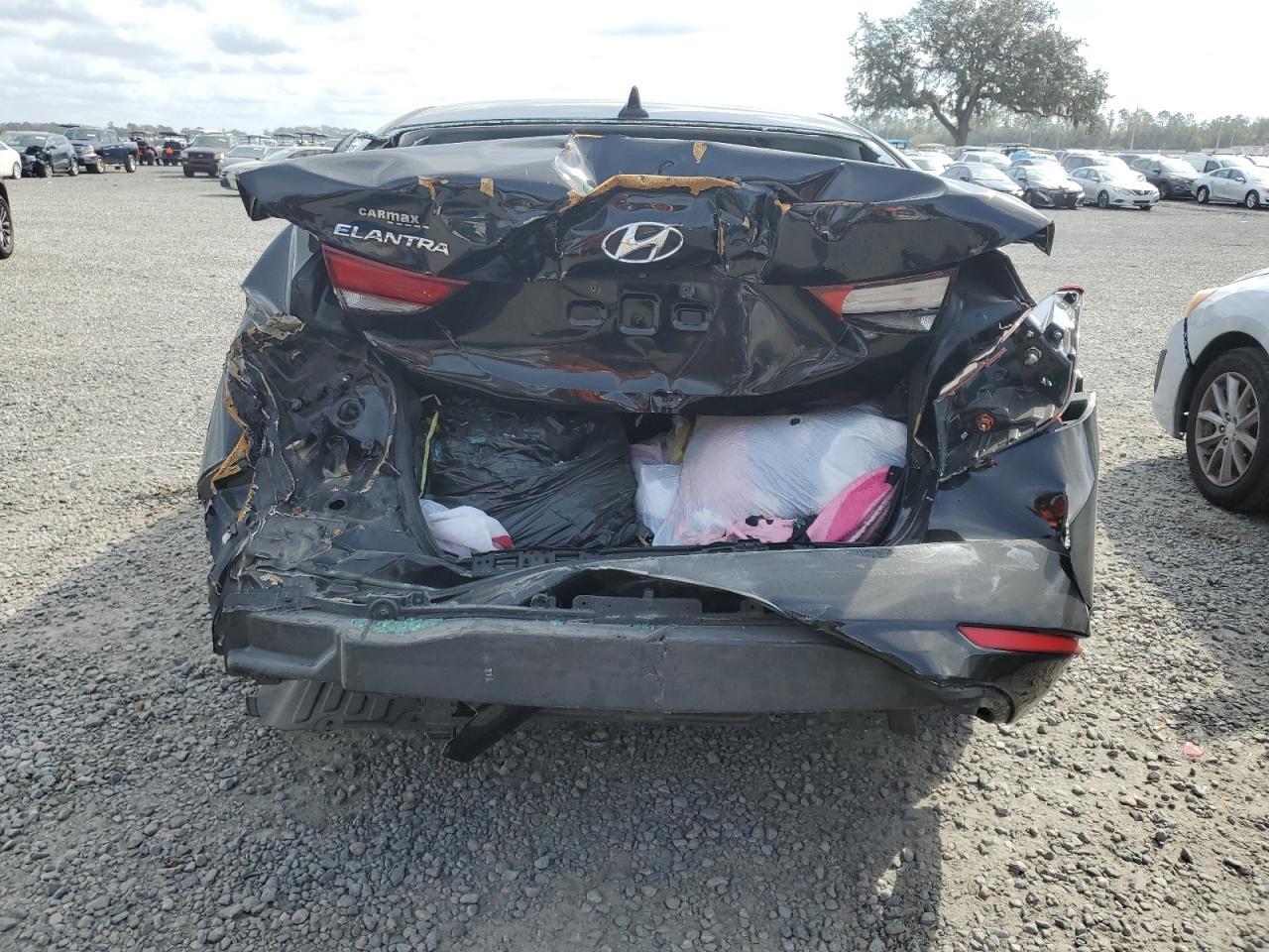 2014 Hyundai Elantra Se - Image 6