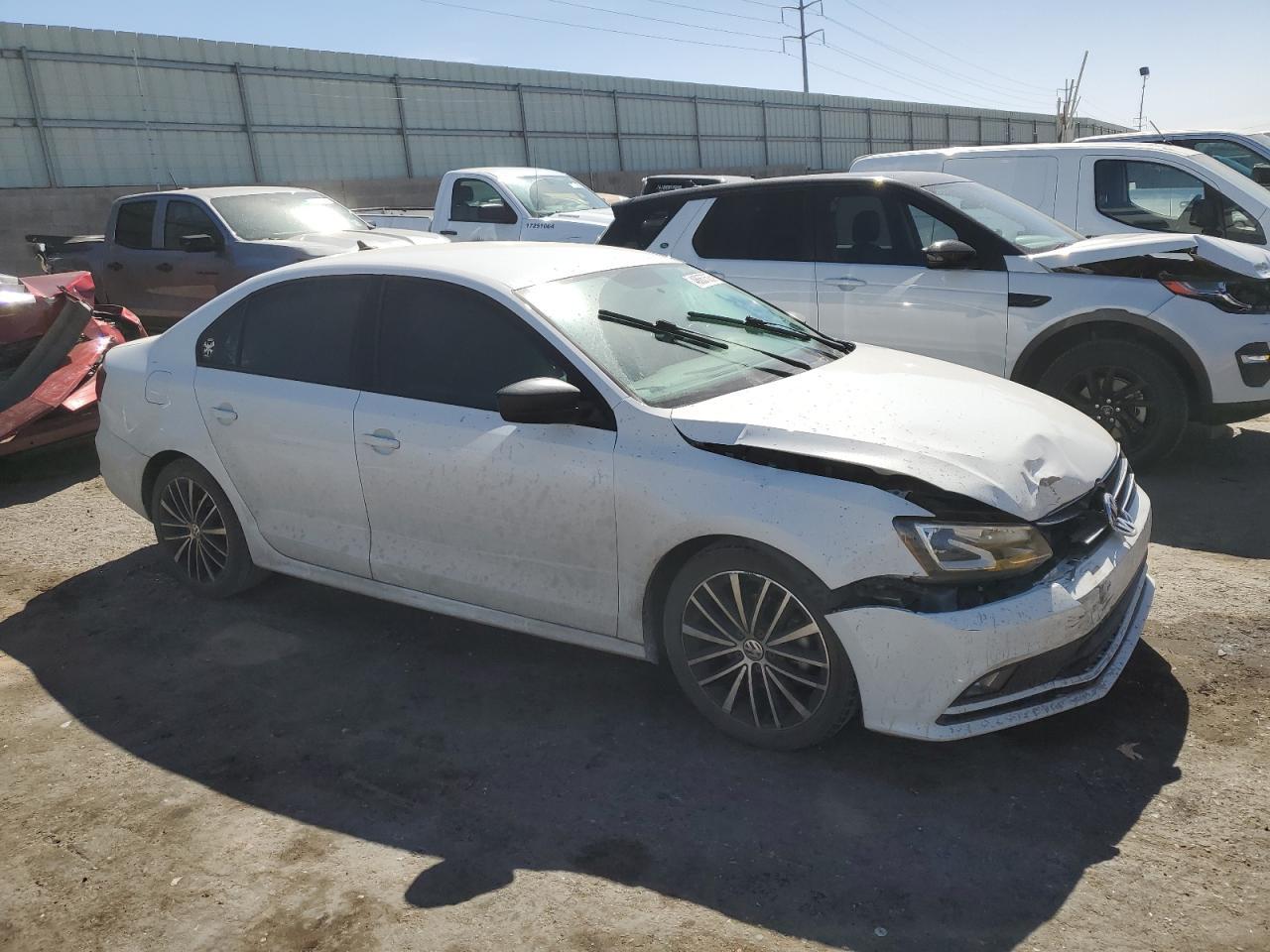 2016 Volkswagen Jetta Sport - Фото 4