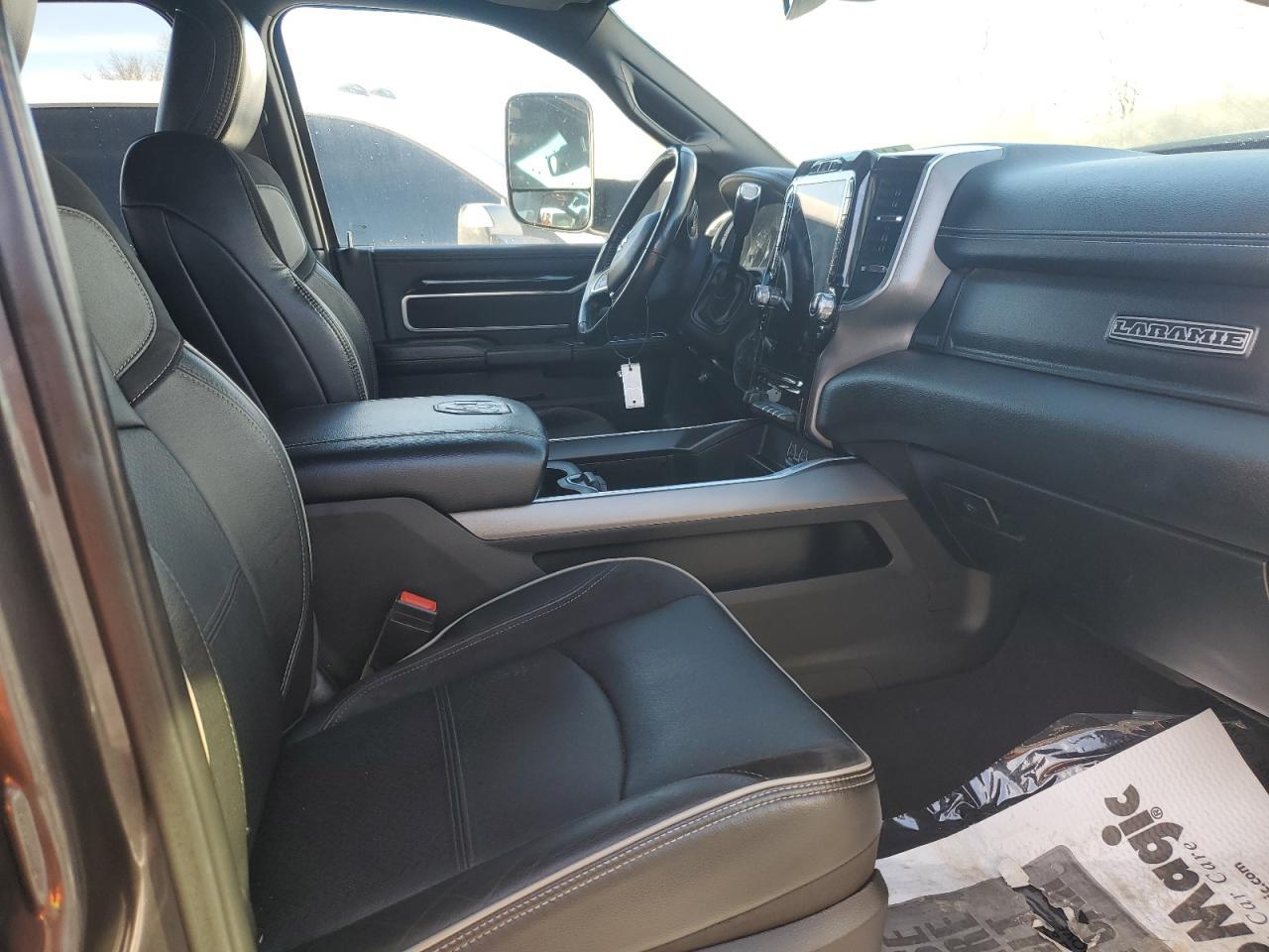 2020 Dodge Ram 3500 Laramie Pickup Truck - Фото 5