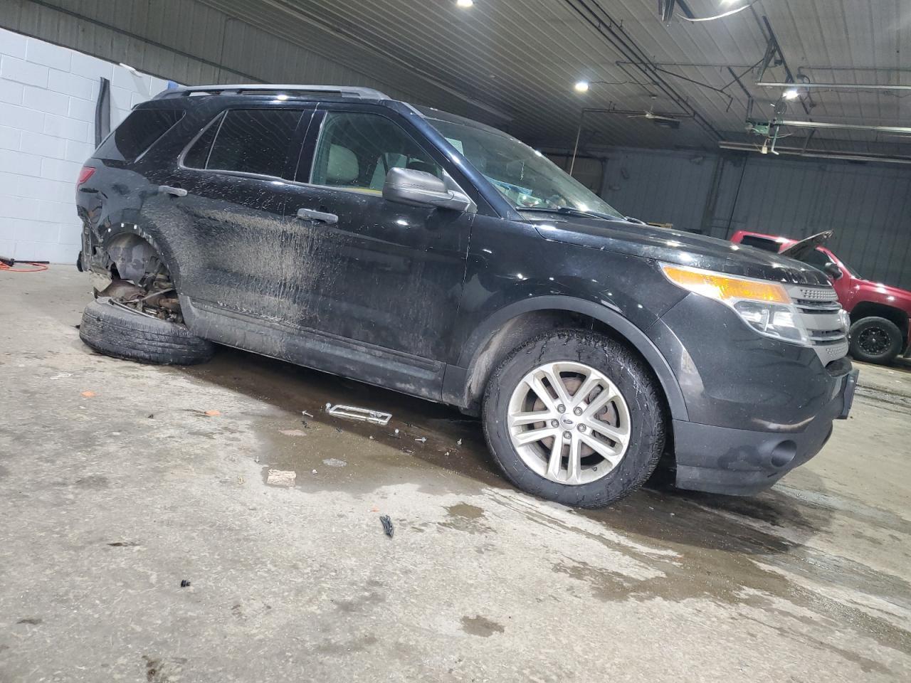 2015 Ford Explorer - Image 4