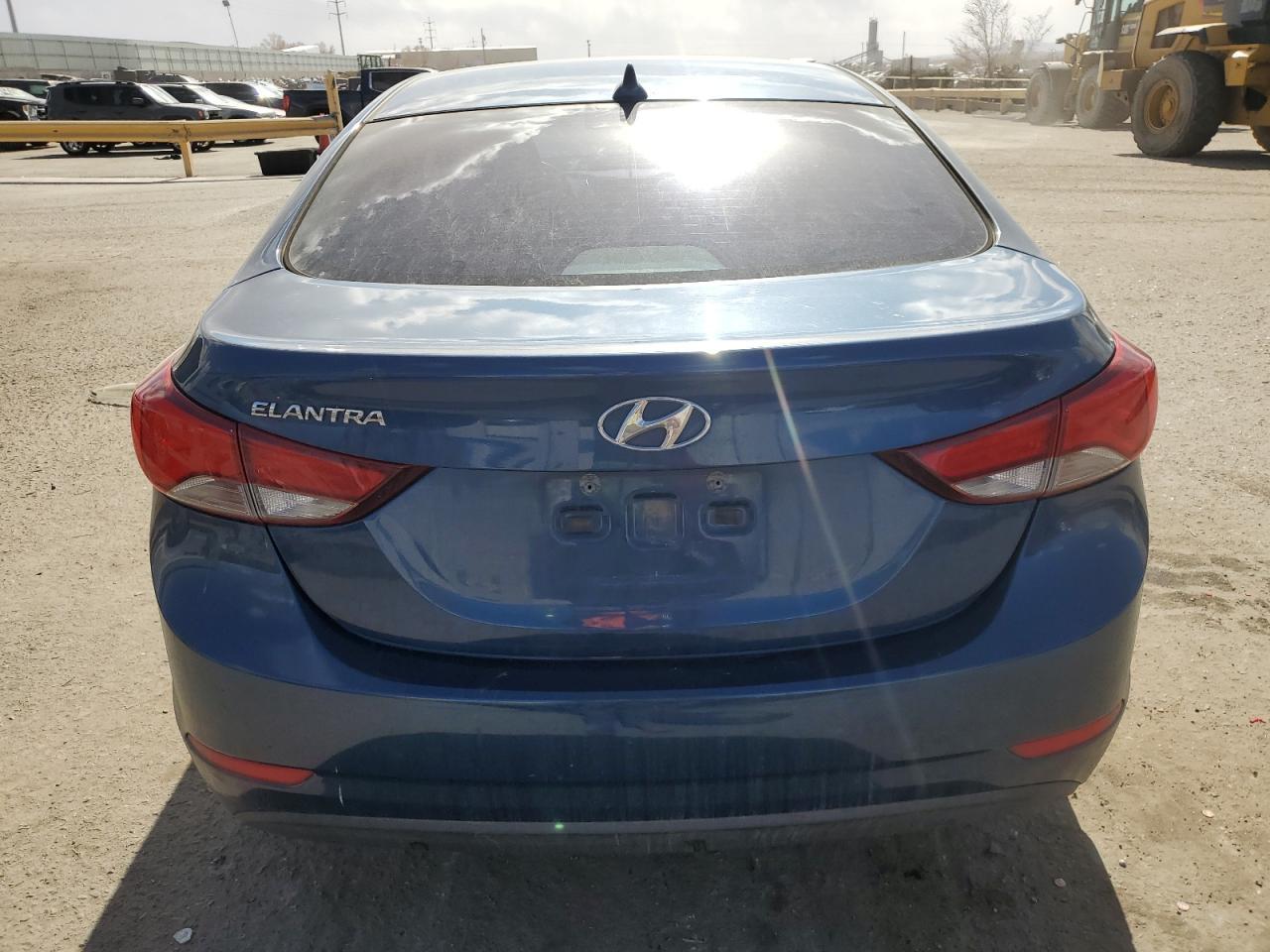 2016 Hyundai Elantra Se - Фото 6
