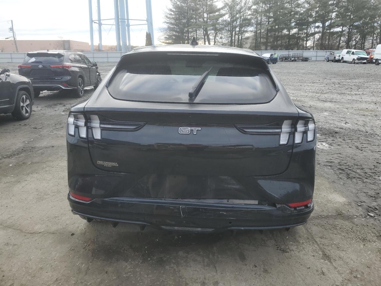 2022 Ford Mustang Mach-E Gt - Фото 6