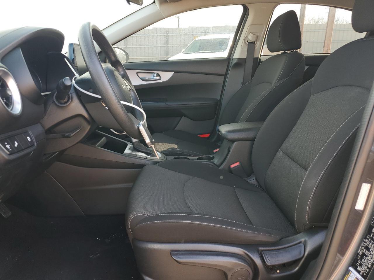 2023 Kia Forte Lx - Фото 7