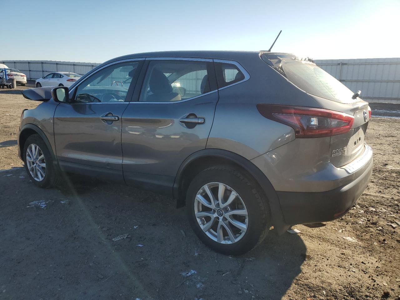 2020 Nissan Rogue Sport S - Image 2