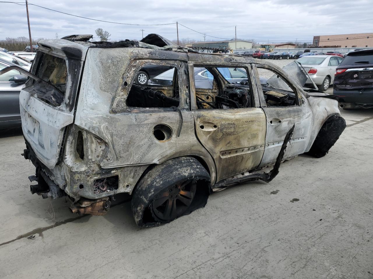 2011 Mercedes-Benz Gl 450 4Matic - Image 3