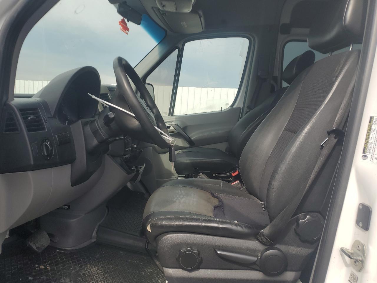 2017 Mercedes-Benz Sprinter 2500 - Фото 7