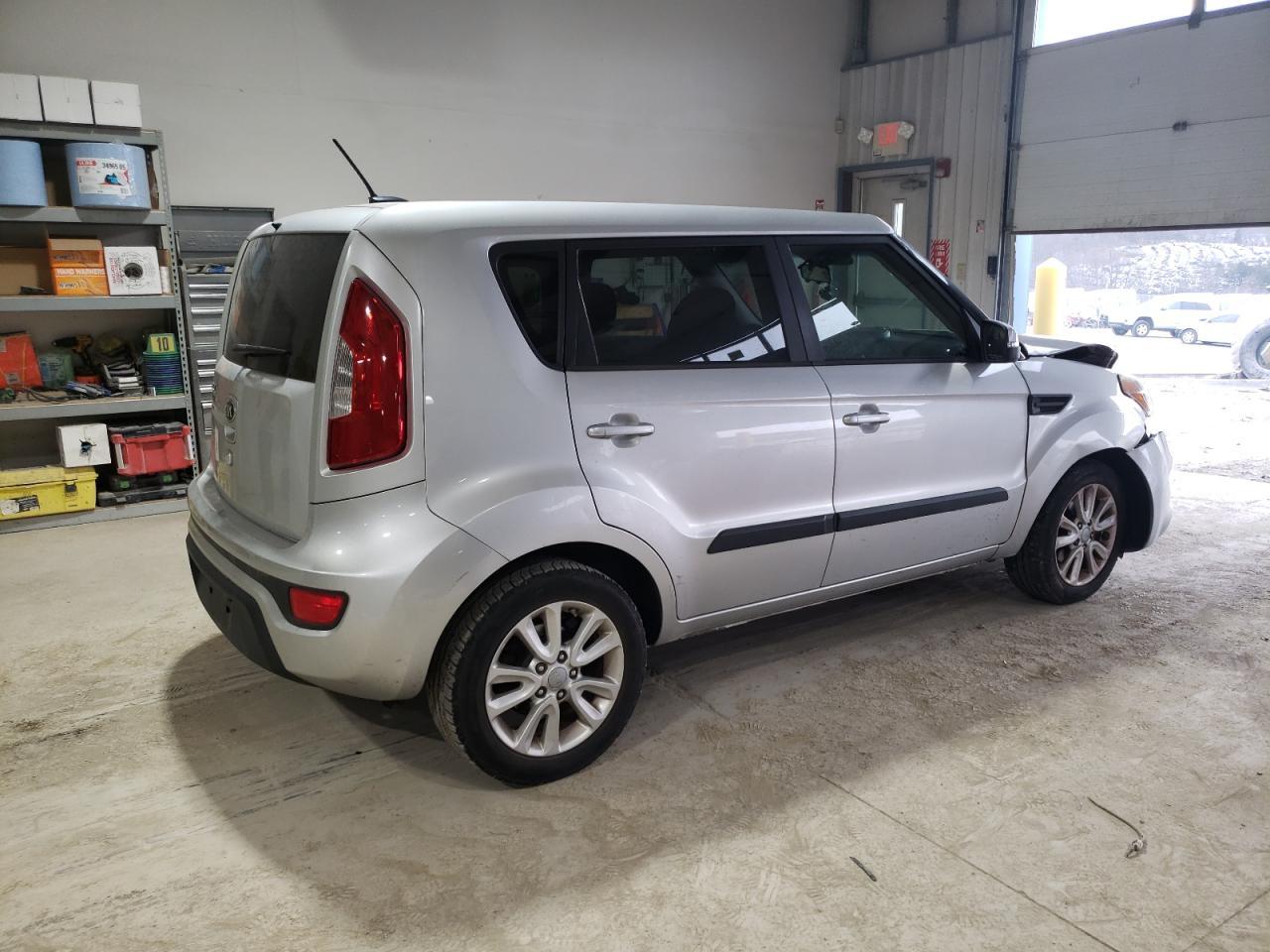 2013 Kia Soul + - Фото 3