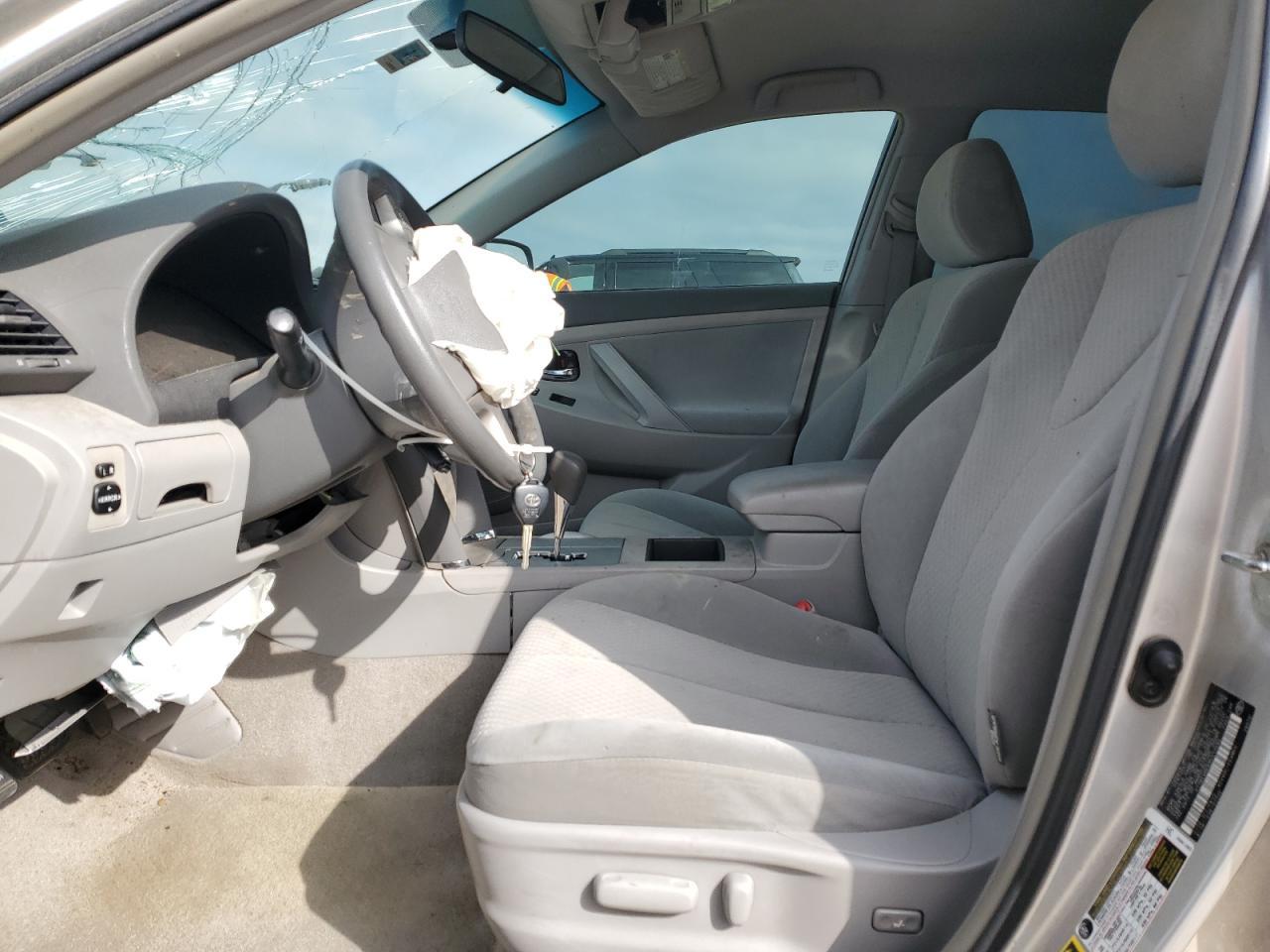 2009 Toyota Camry Base - Image 7