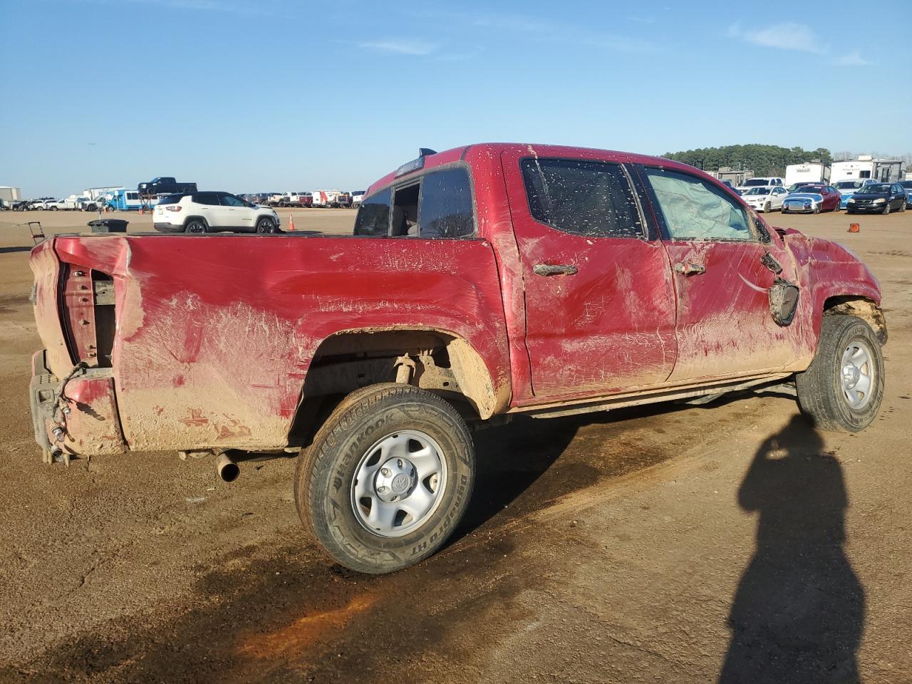 2019 Toyota Tacoma - Image 3