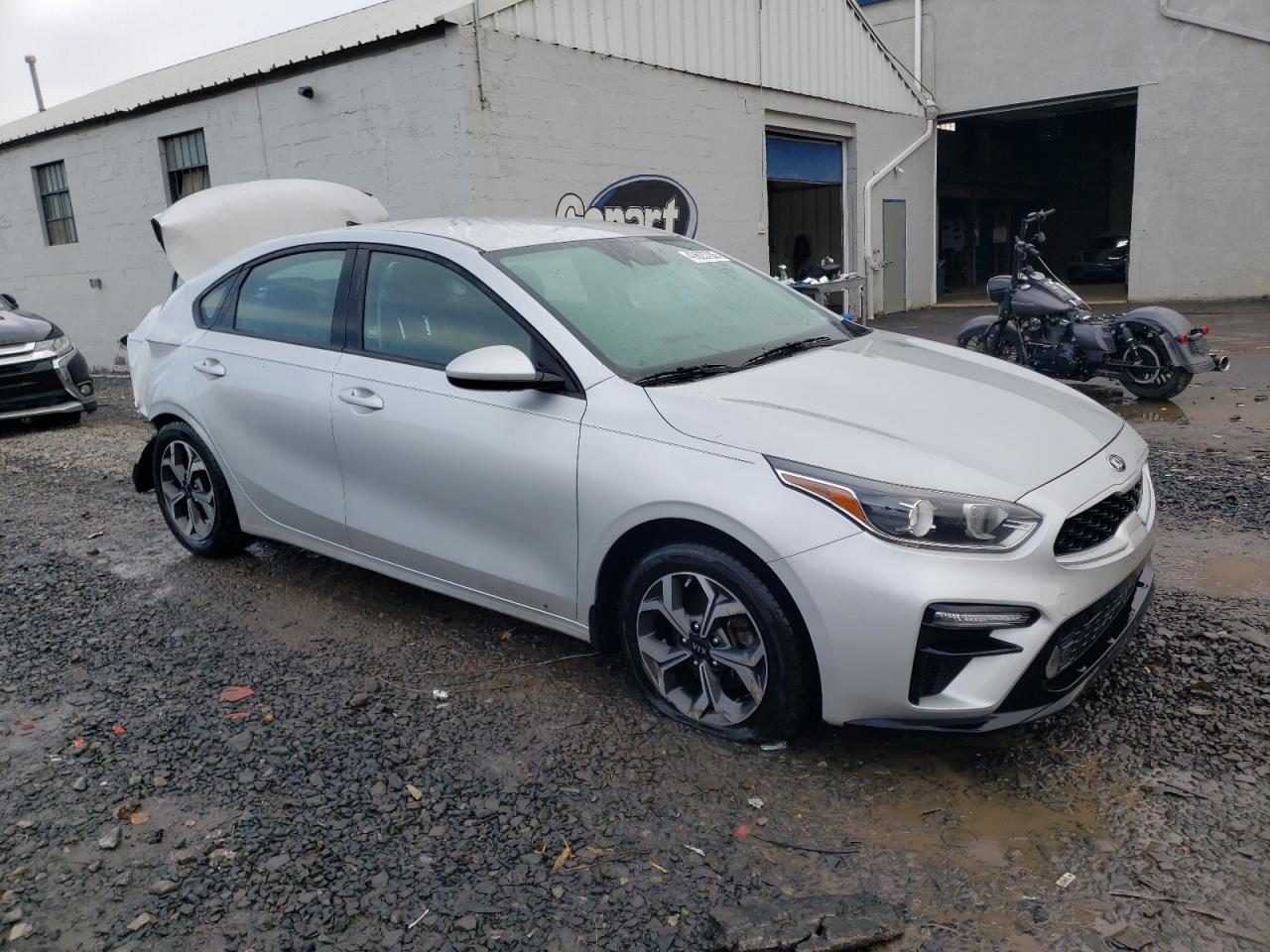 2021 Kia Forte Lxs - Image 4