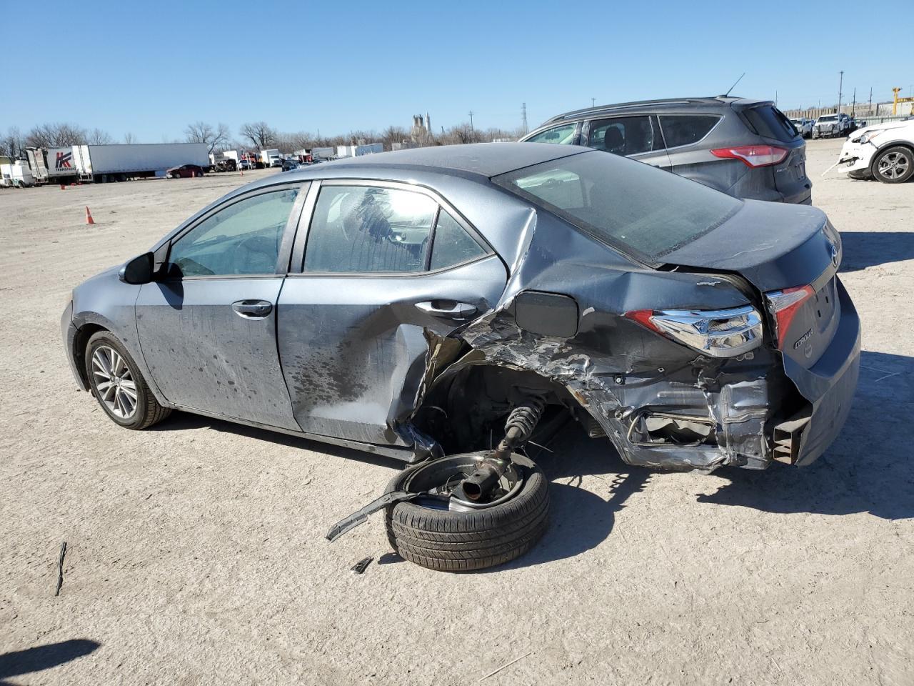 2015 Toyota Corolla L - Фото 2