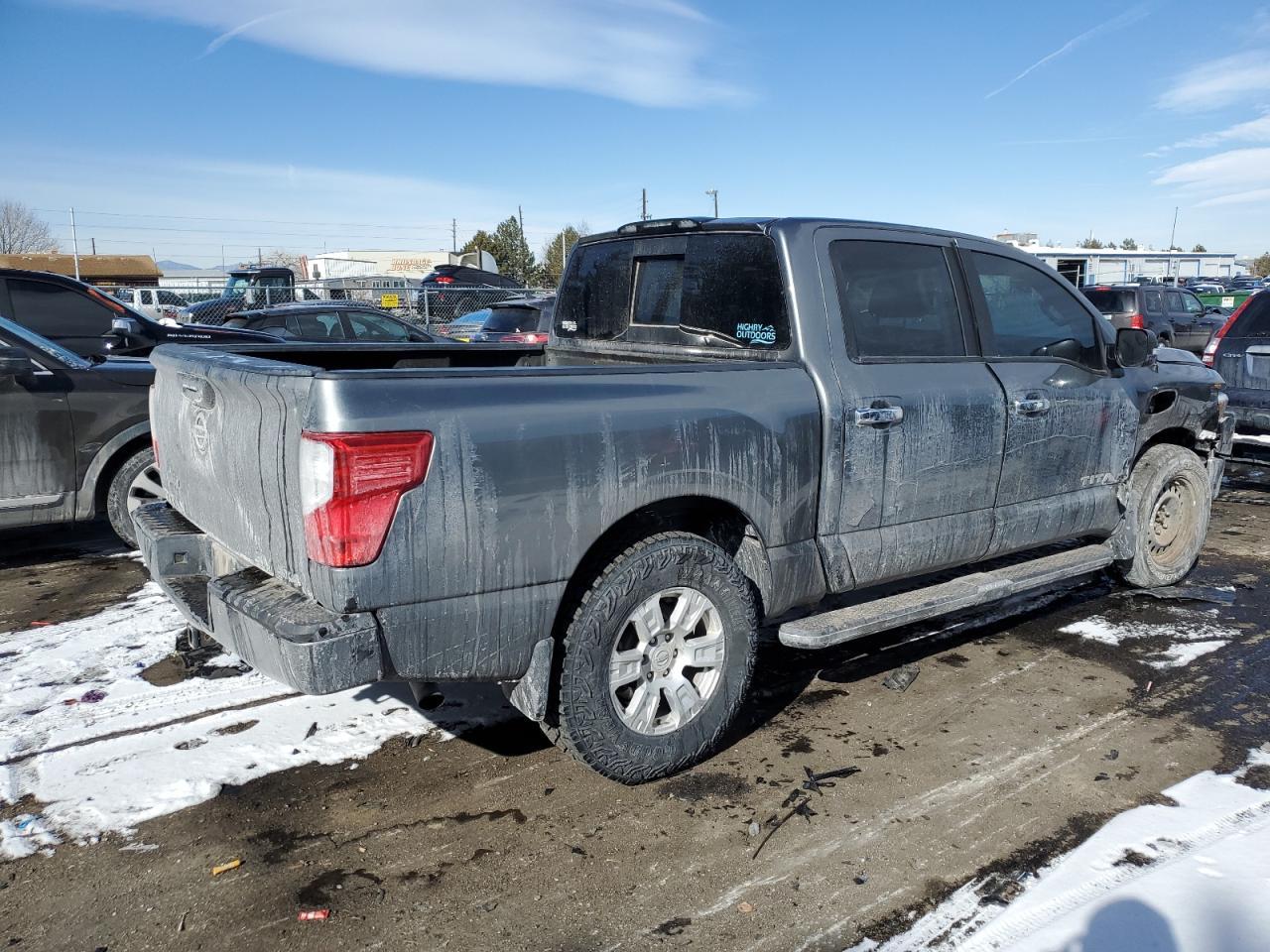 2017 Nissan Titan Sv - Фото 3