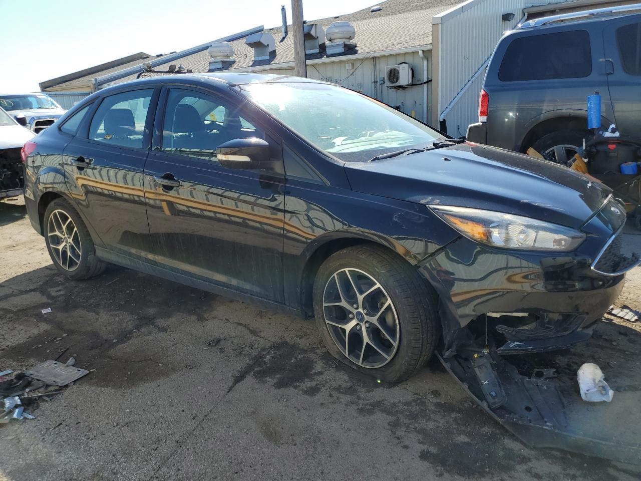 2017 Ford Focus Sel - Фото 4