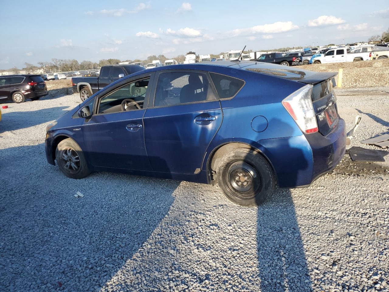 2011 Toyota Prius - Фото 2
