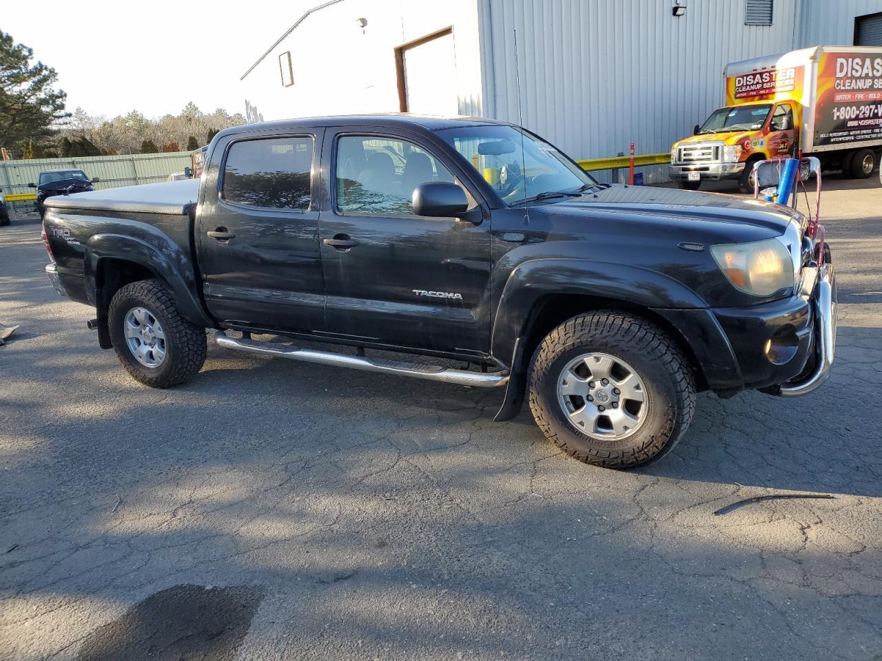 2011 Toyota Tacoma Double Cab - Image 4