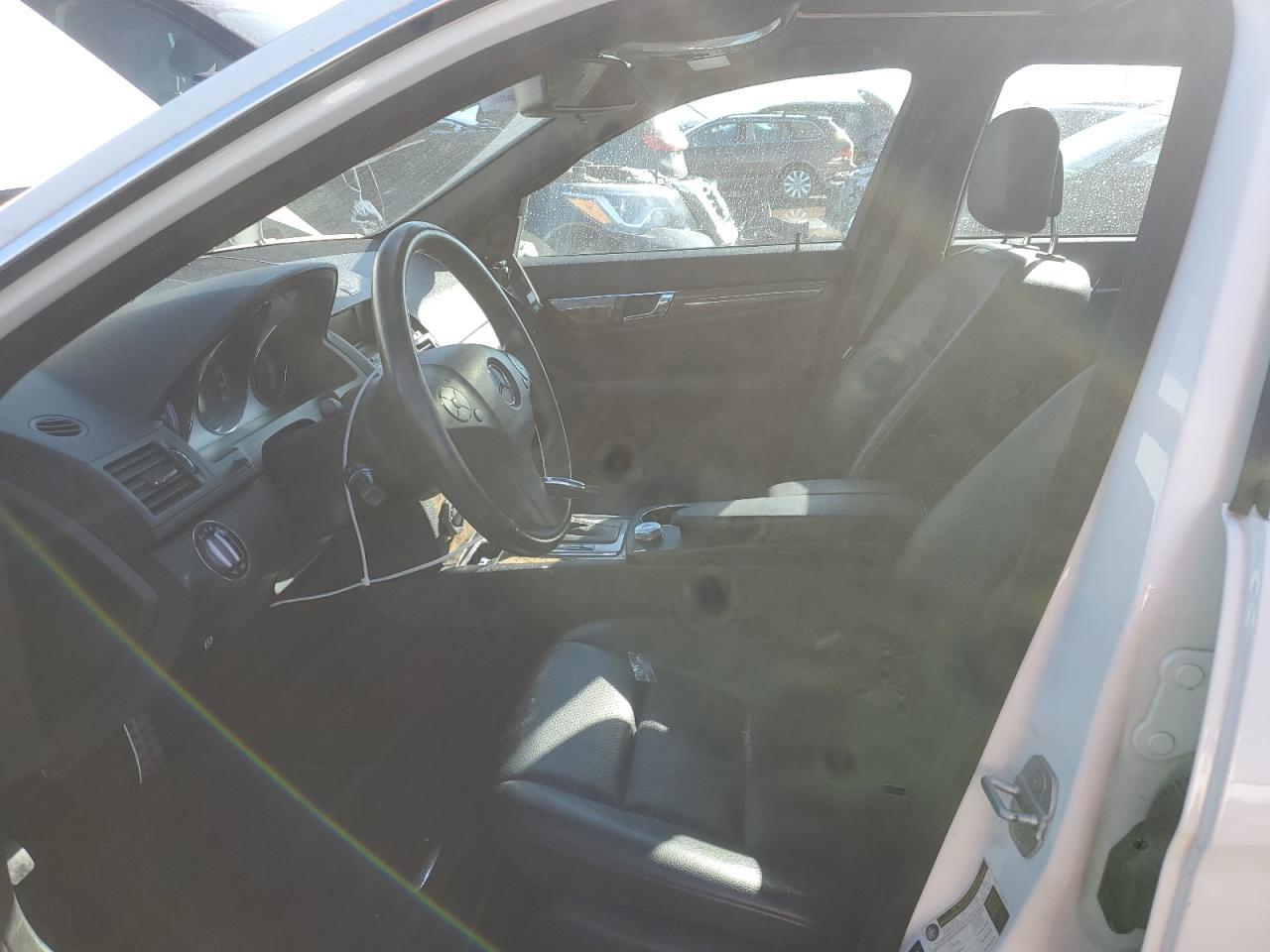 2010 Mercedes-Benz C 250 4Matic - Фото 7