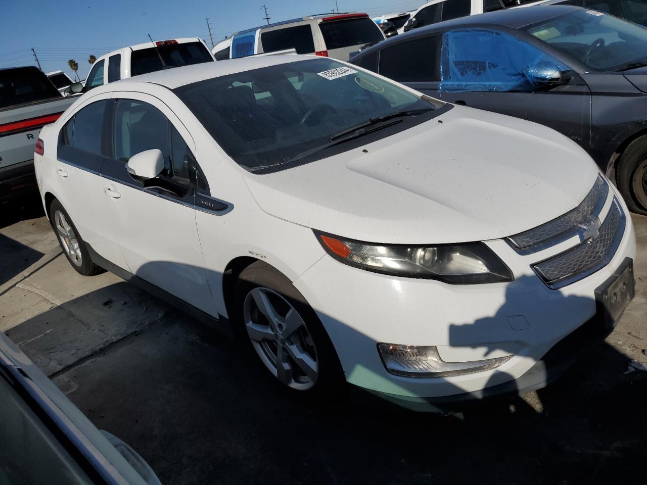 2014 Chevrolet Volt - Image 4