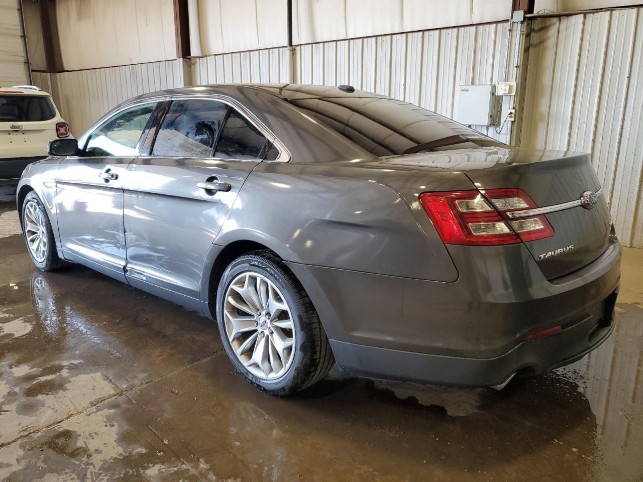 2015 Ford Taurus Limited - Image 2