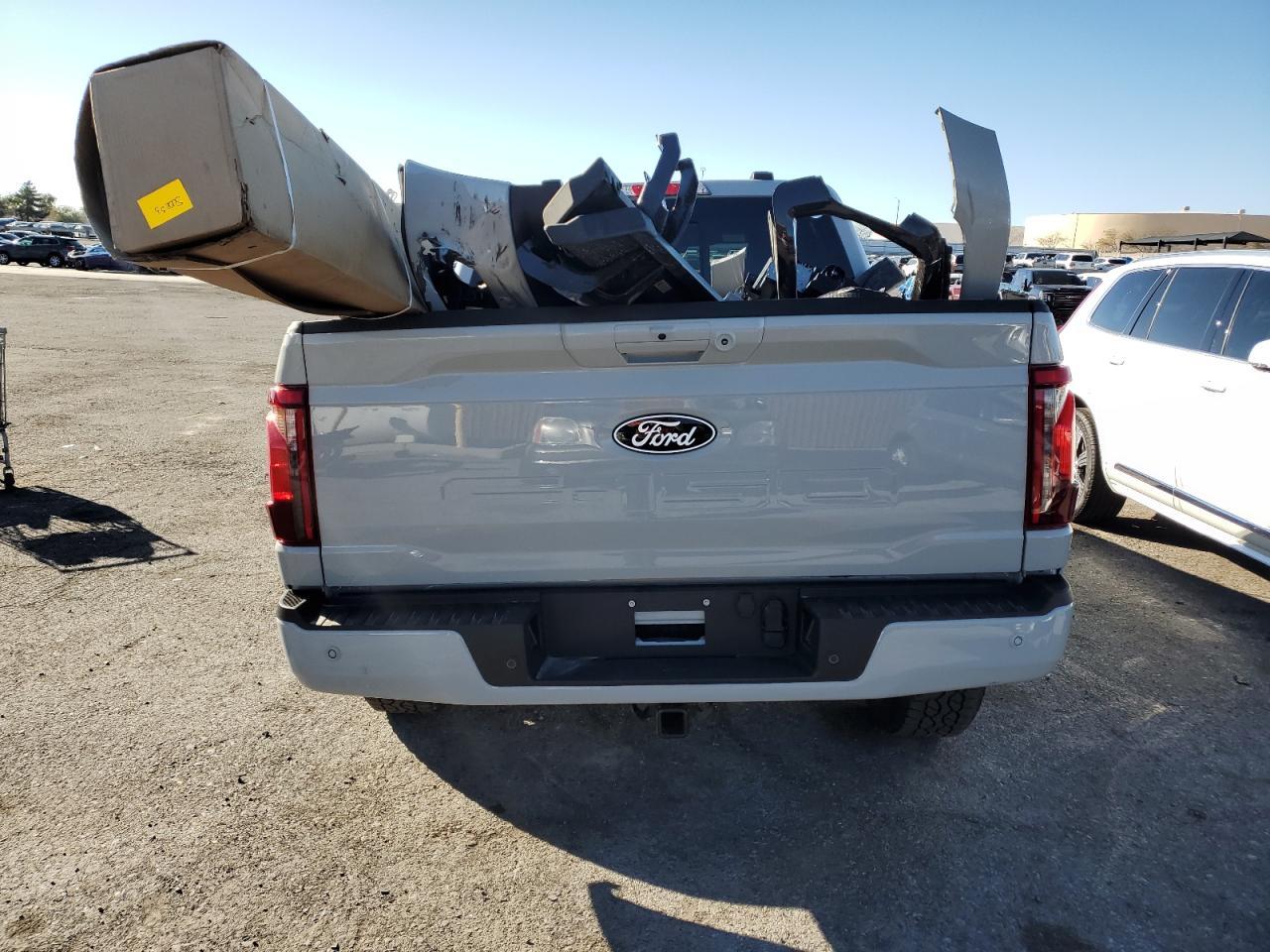 2024 Ford F150 Xlt - Фото 6