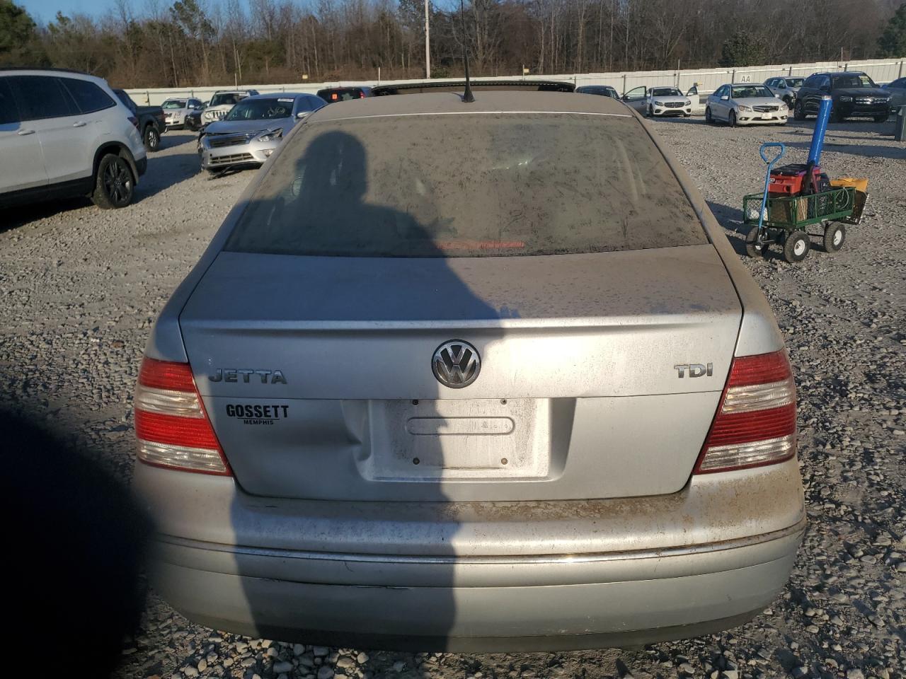 2005 Volkswagen Jetta - Image 6