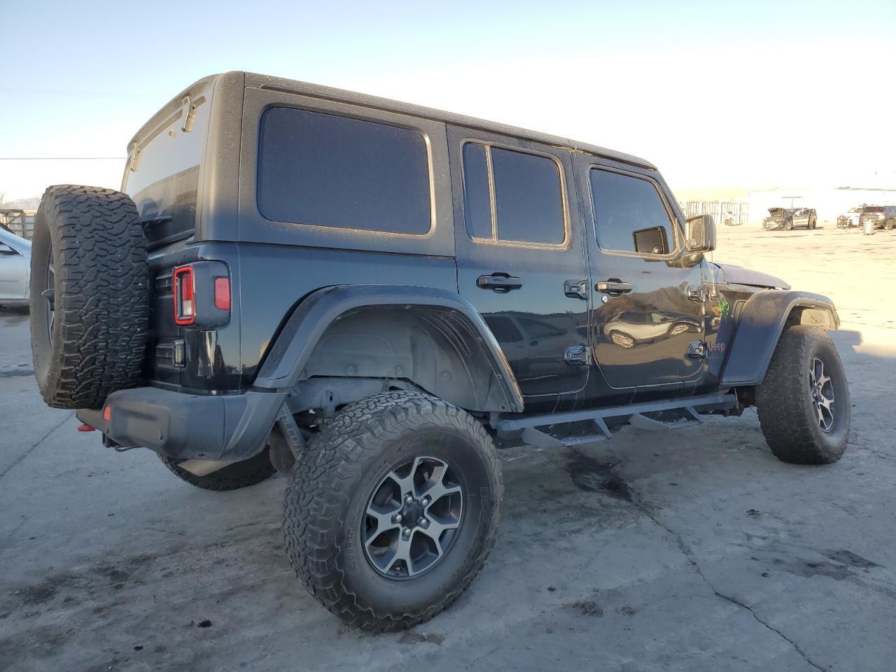 2018 Jeep Wrangler Unlimited Rubicon - Фото 3
