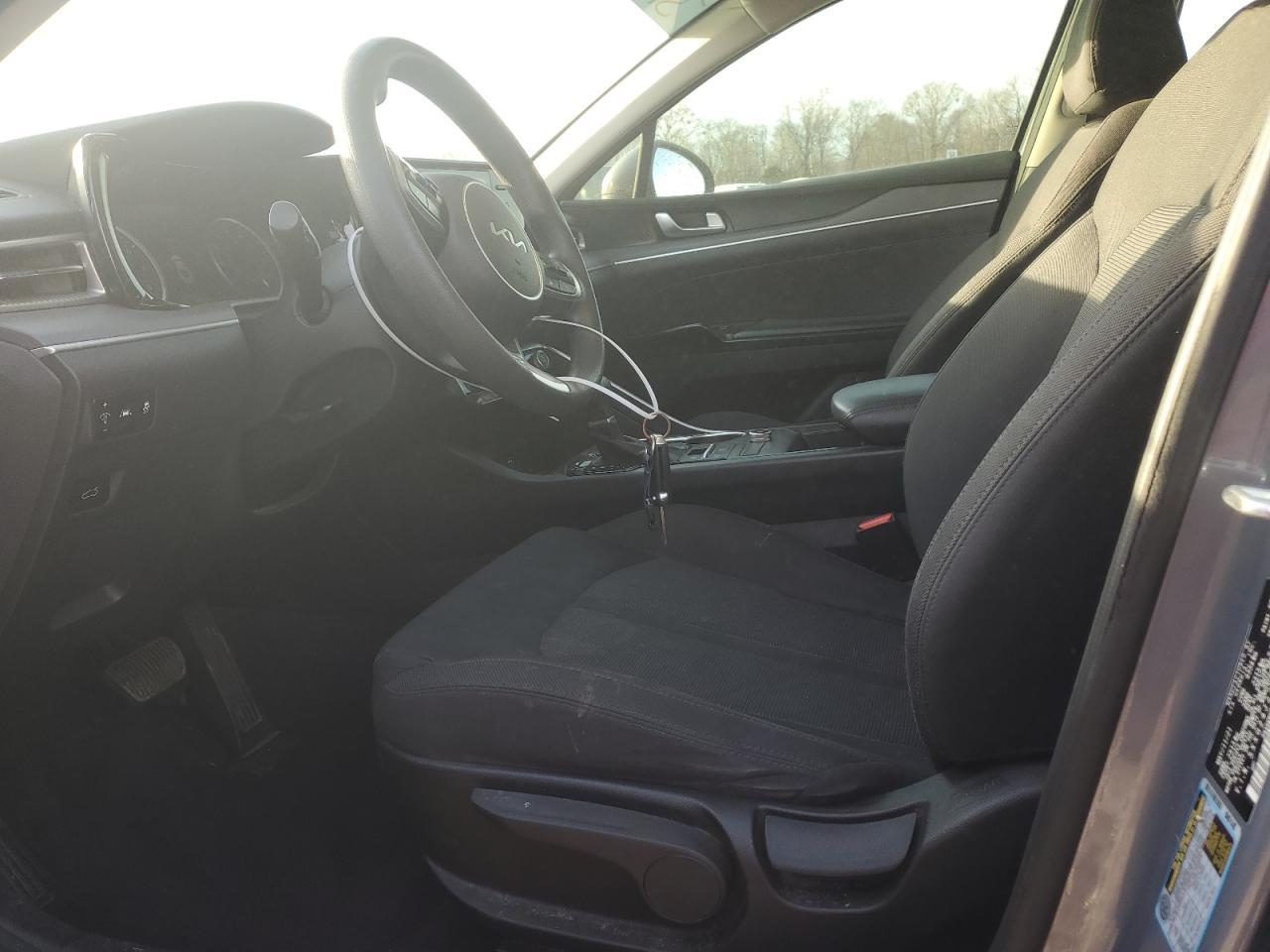 2022 Kia K5 Lx - Image 7