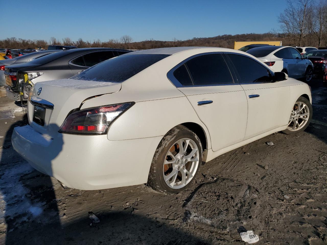 2013 Nissan Maxima S - Image 3