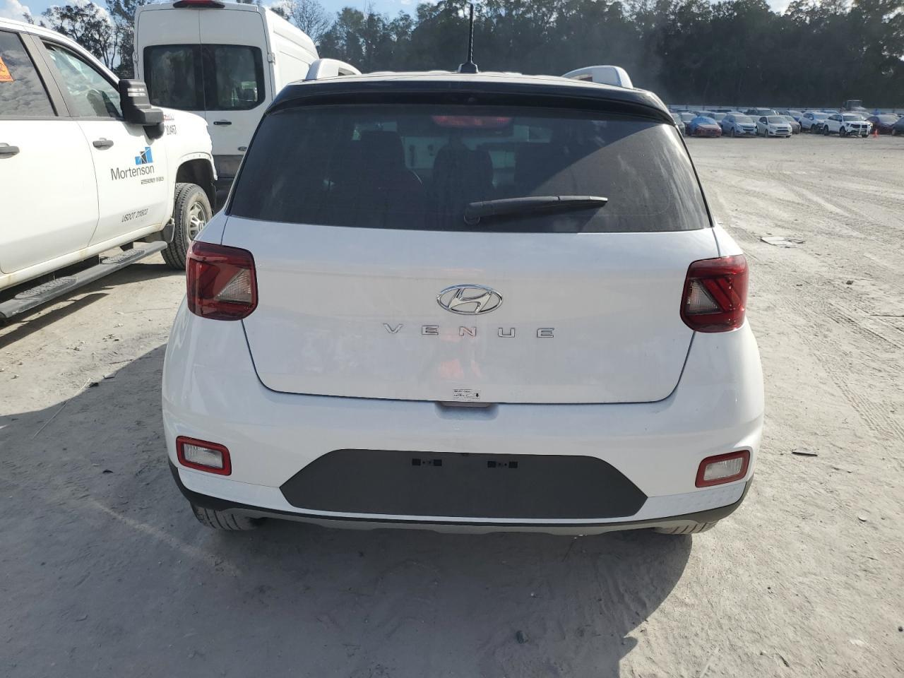 2024 Hyundai Venue Sel - Фото 6