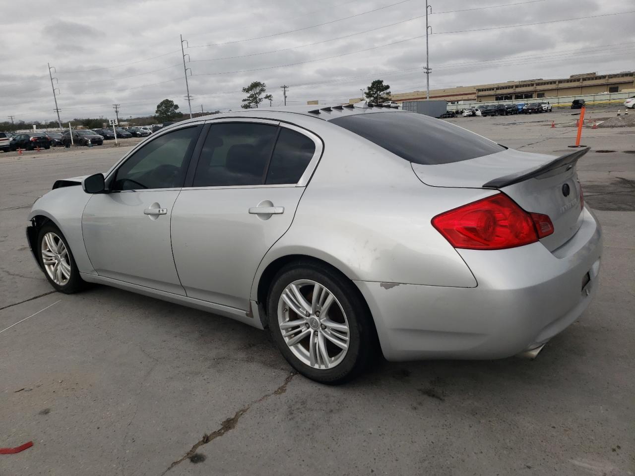 2013 Infiniti G37 Base - Фото 2
