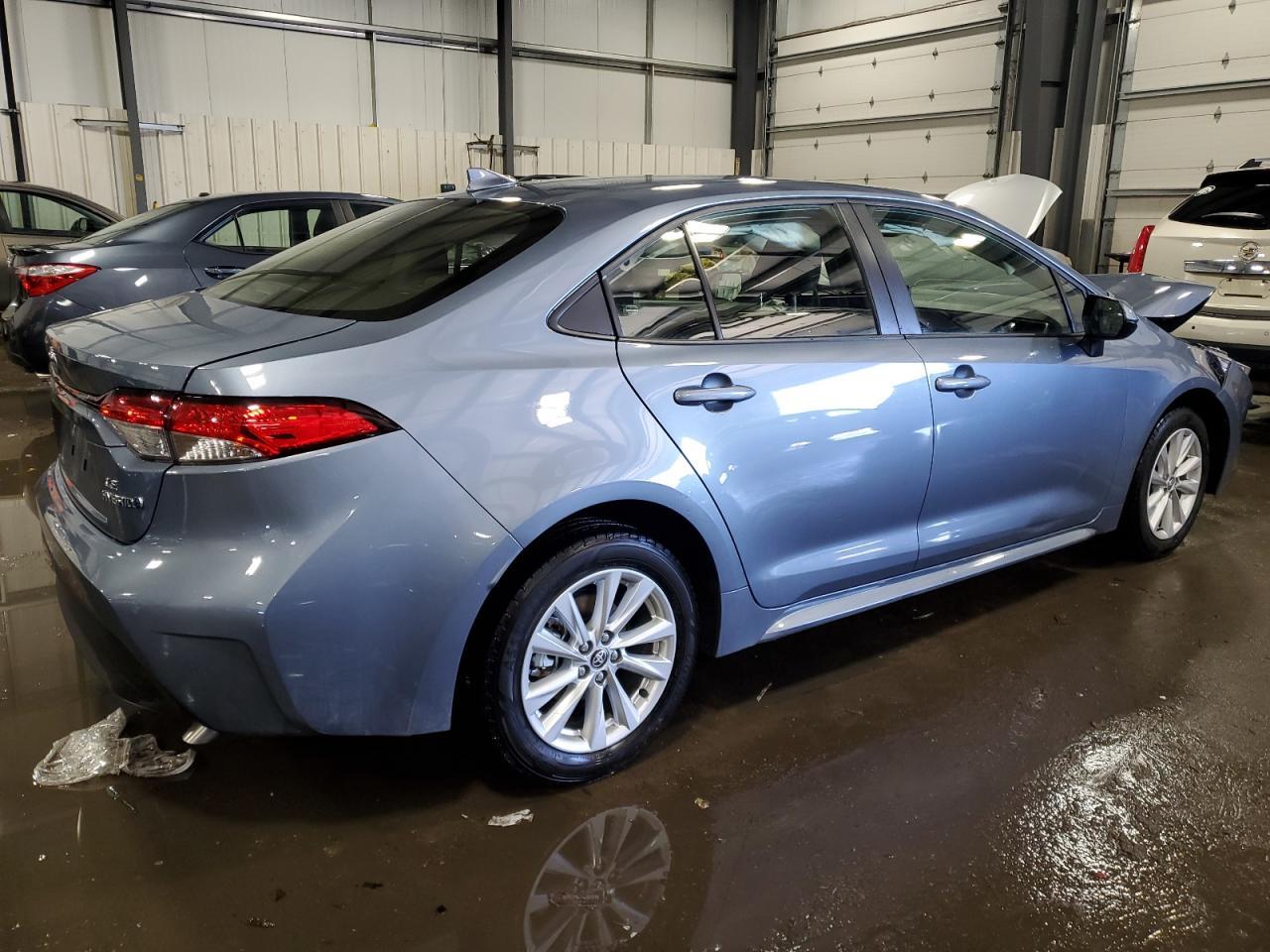 2023 Toyota Corolla Le - Image 3