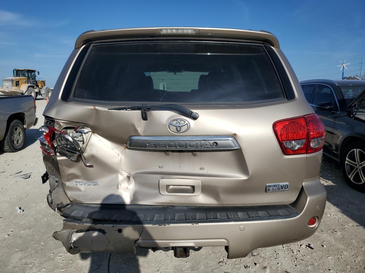 2008 Toyota Sequoia Platinum - Image 6