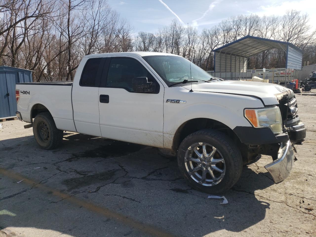 2013 Ford F150 Super Cab - Фото 4