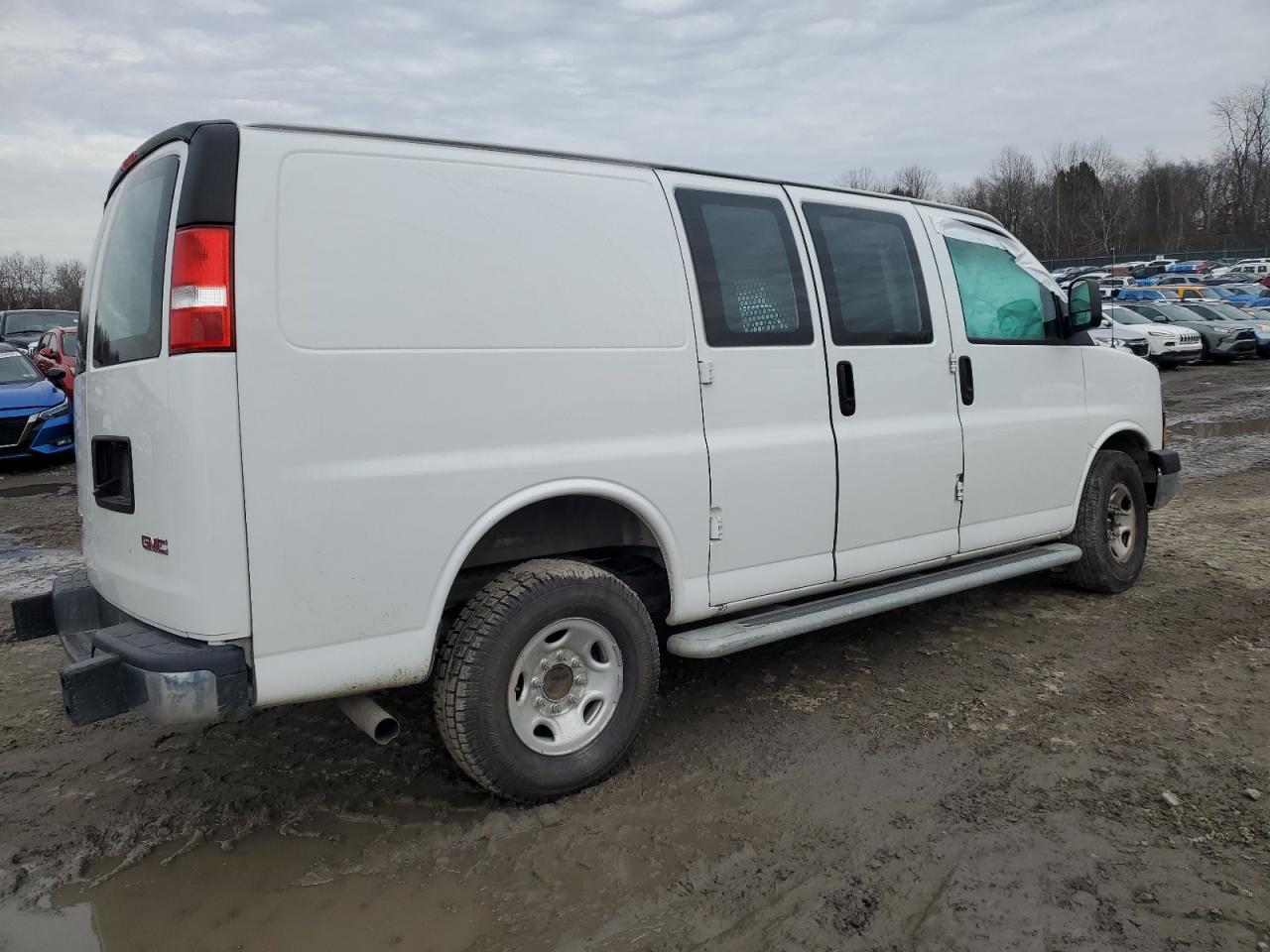 2021 GMC Savana G2500 - Фото 3