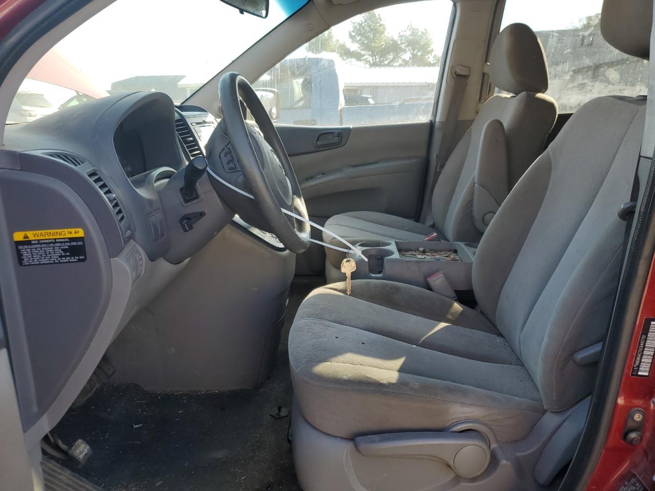 2012 Kia Sedona Lx - Image 7