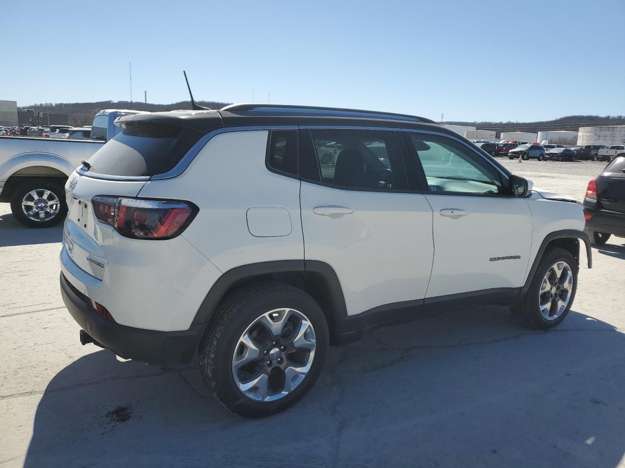 2019 Jeep Compass Limited - Image 3