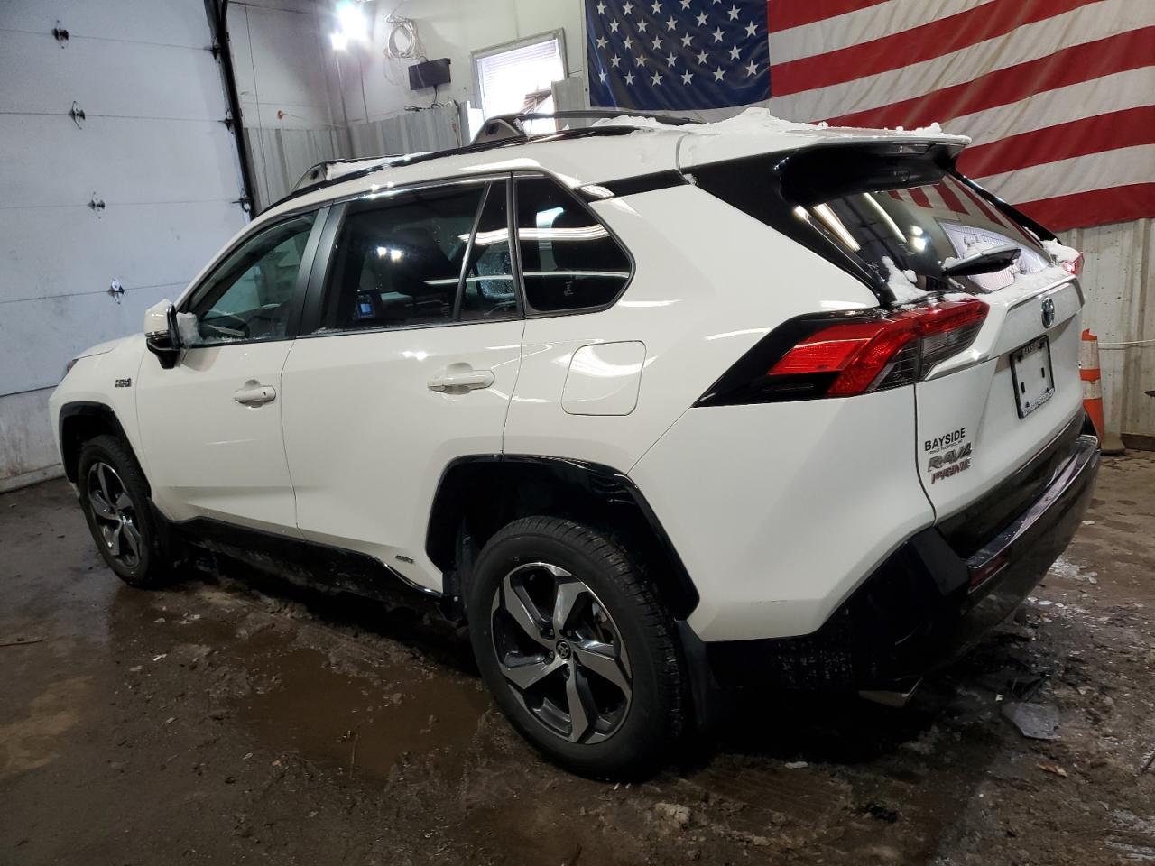2021 Toyota Rav4 Prime Se - Image 2