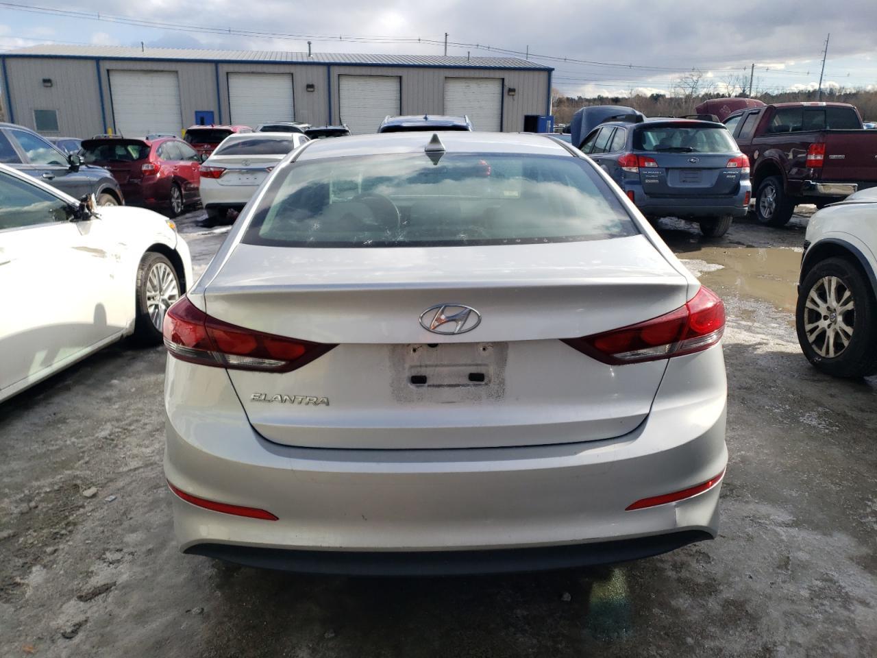 2018 Hyundai Elantra Sel - Фото 6
