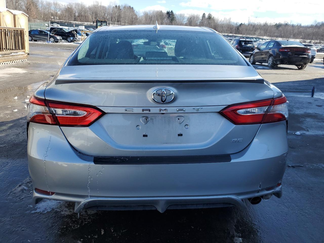2019 Toyota Camry L - Image 6