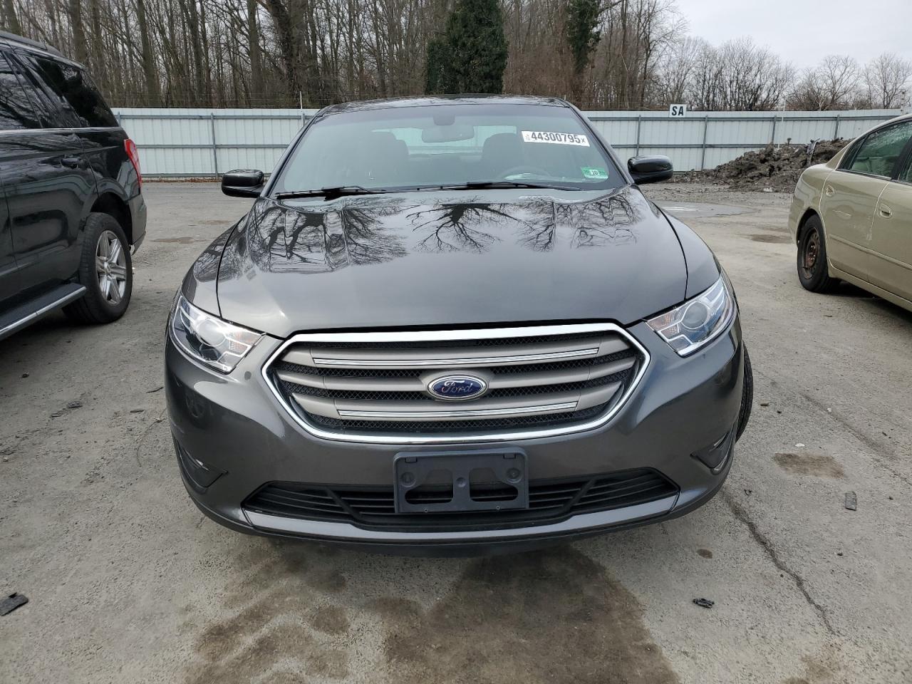 2018 Ford Taurus Sel - Image 5