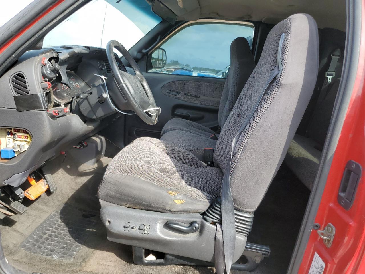 1998 Dodge Ram 2500 - Image 7