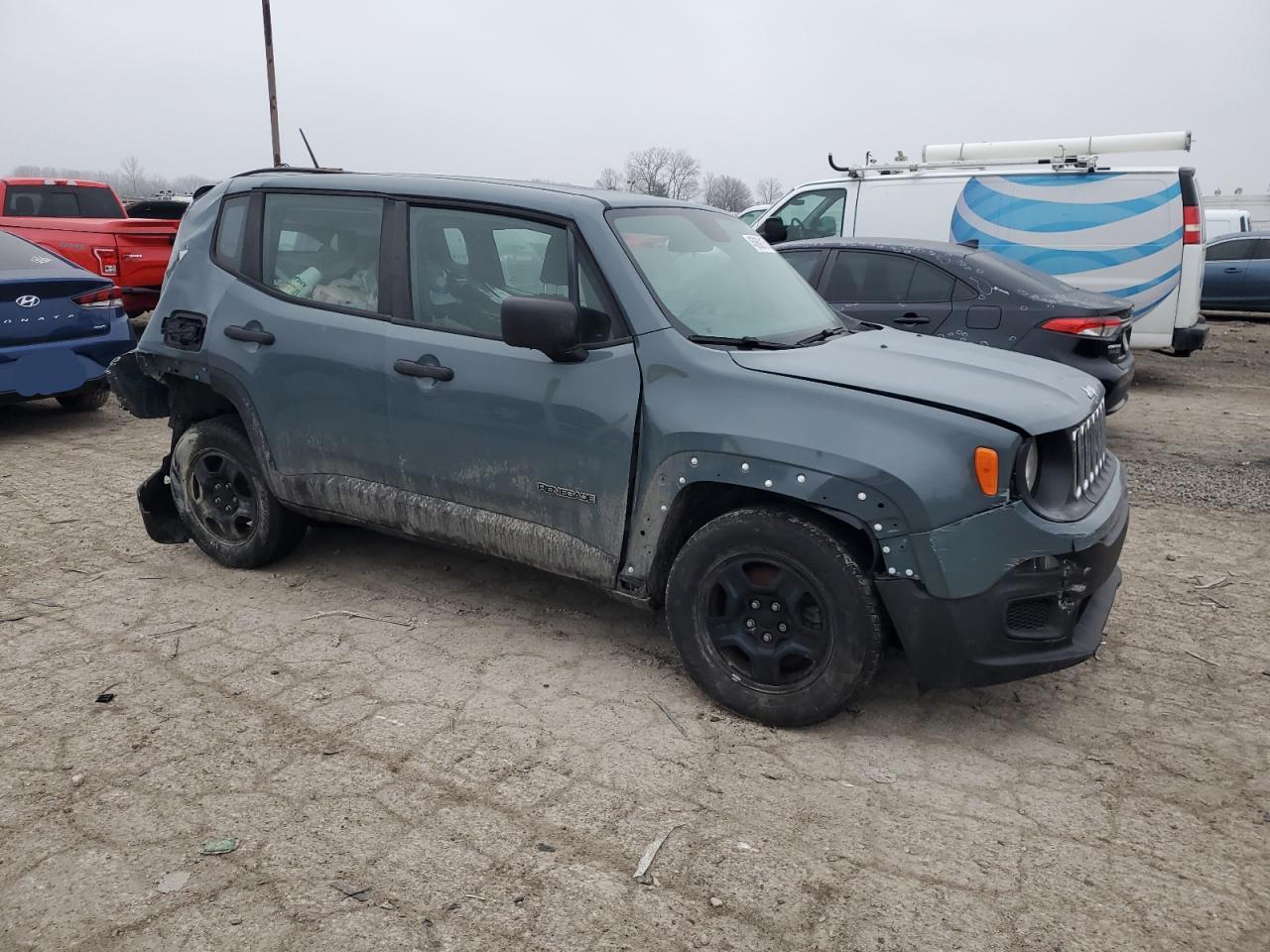 2017 Jeep Renegade Sport - Фото 4