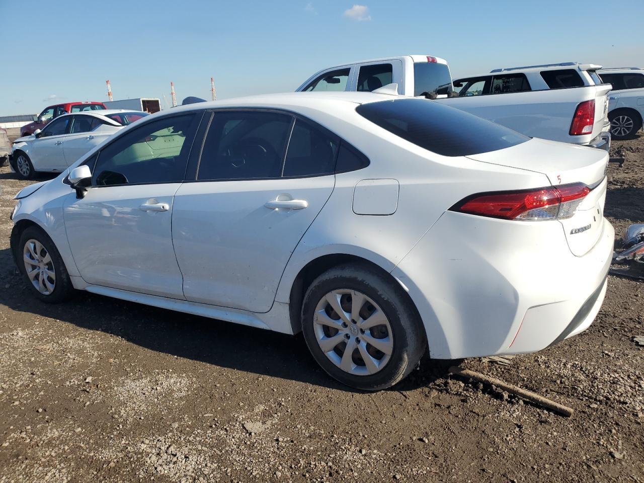 2021 Toyota Corolla Le - Image 4
