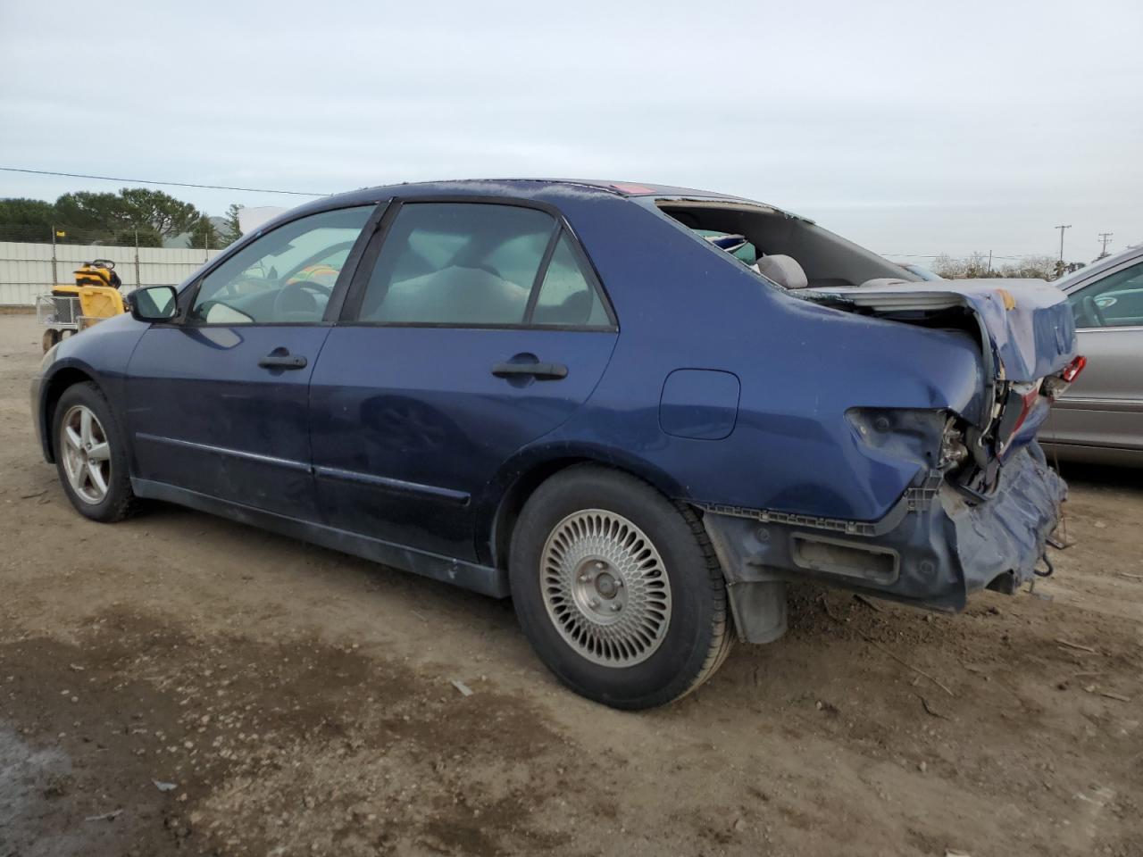 2003 Honda Accord Dx - Image 2