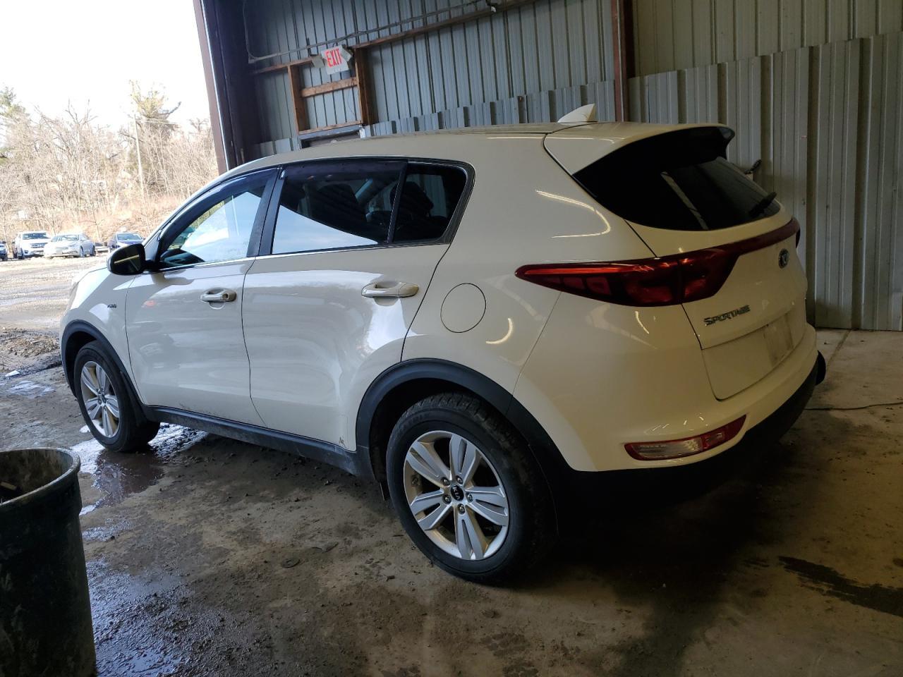 2017 Kia Sportage Lx - Image 2