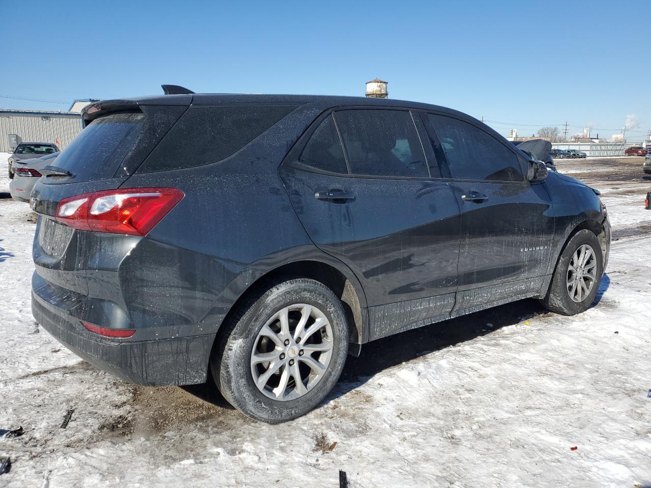 2019 Chevrolet Equinox Ls - Фото 3