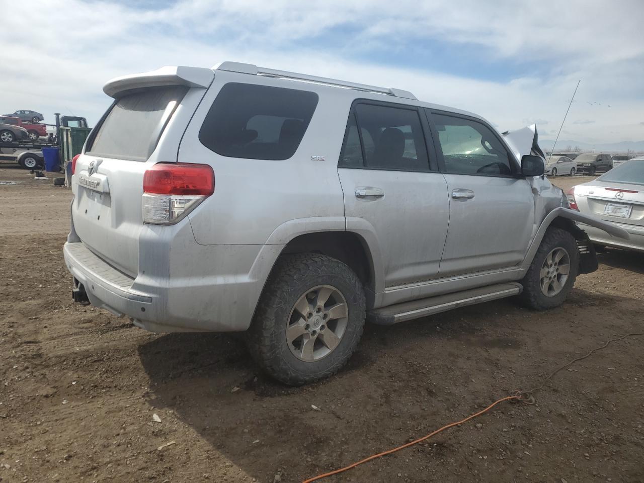2011 Toyota 4Runner Sr5 - Фото 3