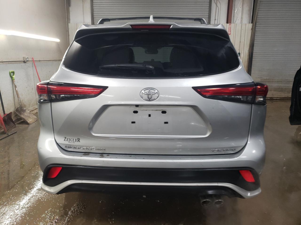 2023 Toyota Highlander L - Фото 6