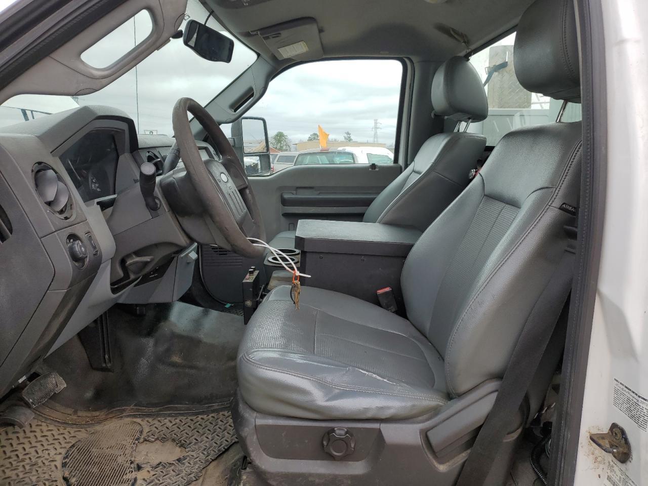 2013 Ford F450 Super Duty - Image 7